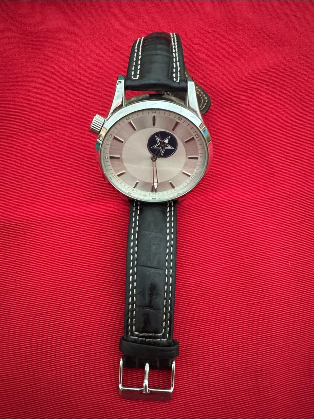Sparo Silver Dial Watch with Dallas cowboy Star Accent and Black Leather Strap